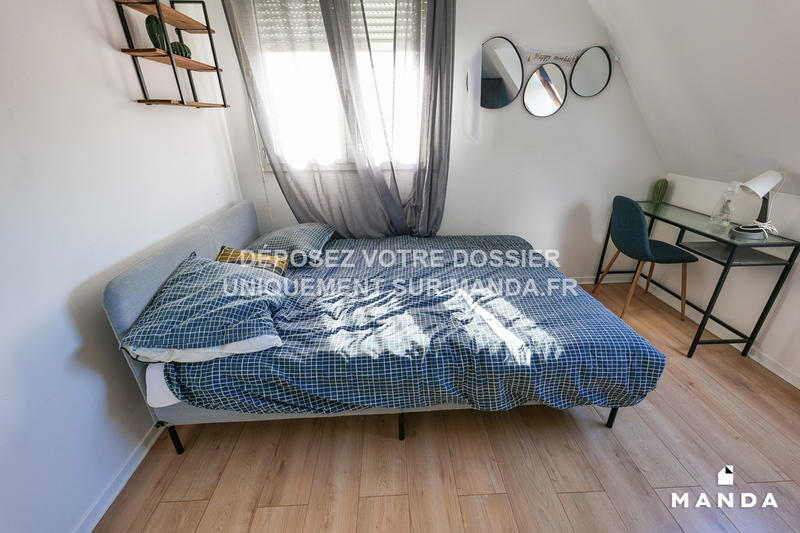 Chambre - 86 m² - 5 pièces