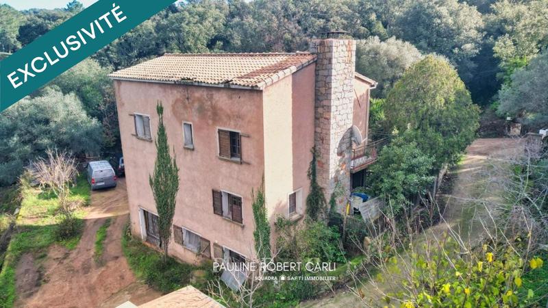 Maison - 350 m² - 15 pièces