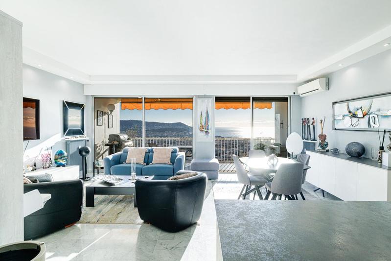 Appartement - 79 m² - 3 pièces