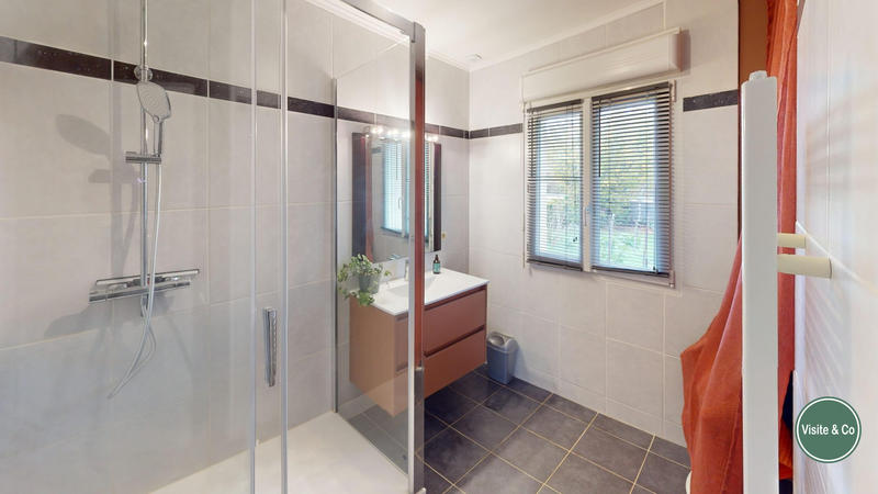 Maison traditionnelle - 118 m² - 6 pièces