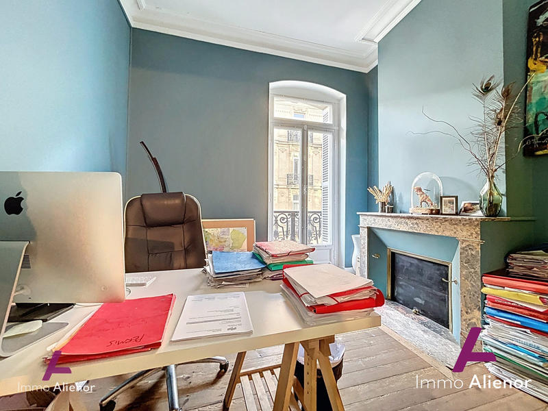 Appartement - 120 m² - 5 pièces