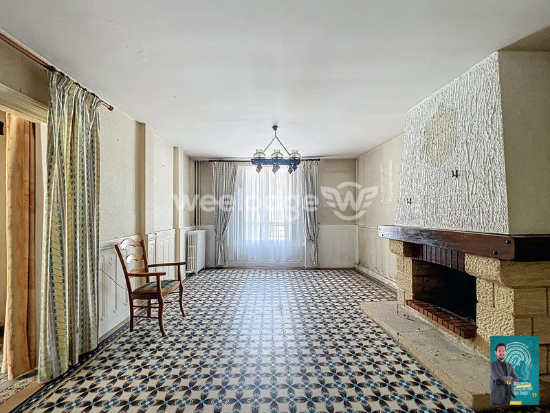 Maison - 313 m² - 10 pièces