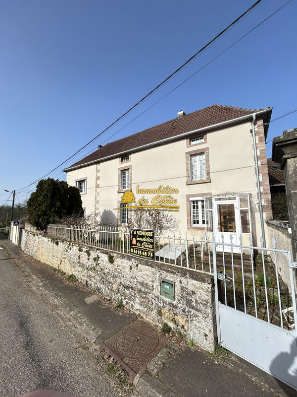 Maison - 137 m² - 5 pièces