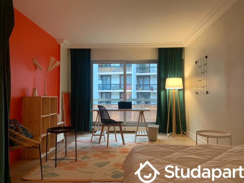 Chambre - 13 m² - 1 pièce