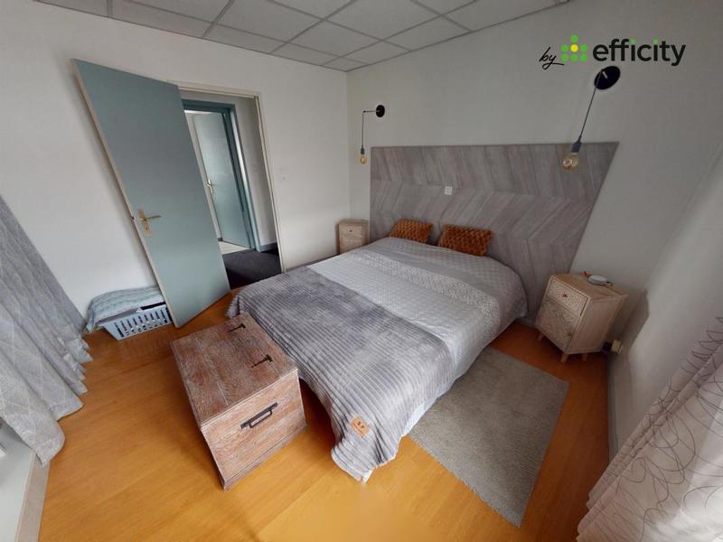 Maison - 98 m² - 5 pièces