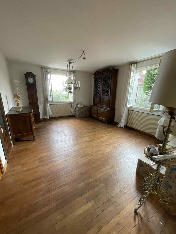 Maison - 164 m² - 7 pièces