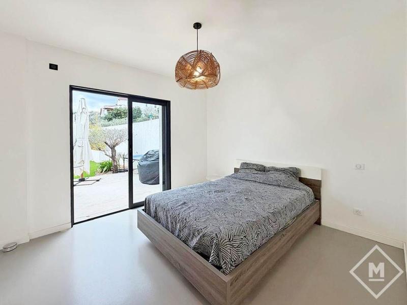 Moulin - 204 m² - 6 pièces