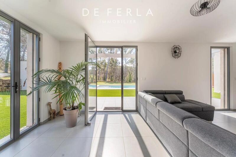 Villa - 220 m² - 7 pièces