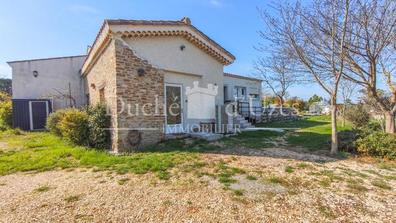 Villa - 240 m² - 8 pièces