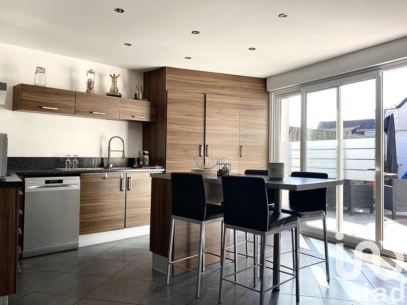 Maison - 105 m² - 4 pièces