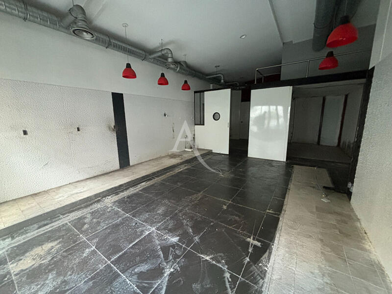 Local commercial - 60 m²