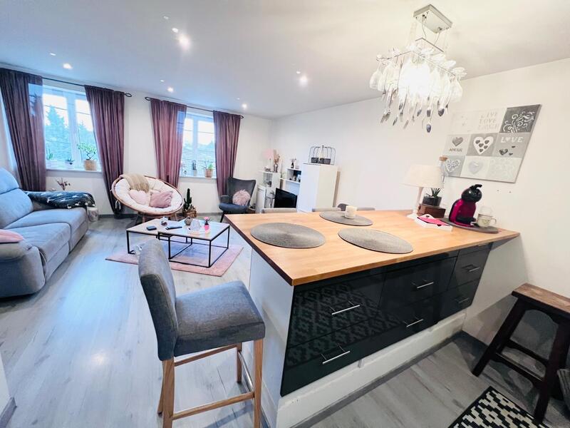 Maison - 530 m² - 12 pièces