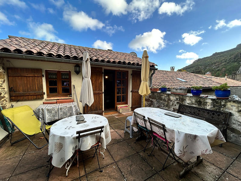 Maison - 200 m² - 6 pièces