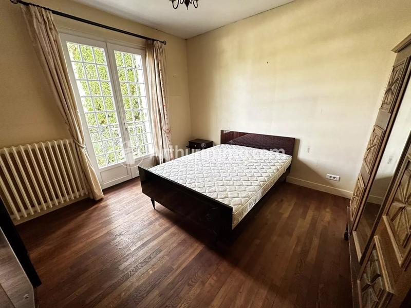 Maison - 180 m² - 7 pièces