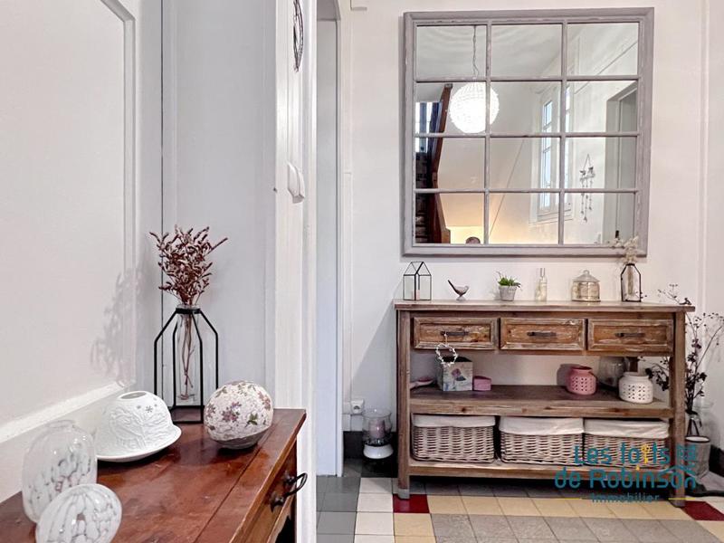 Maison - 111 m² - 6 pièces