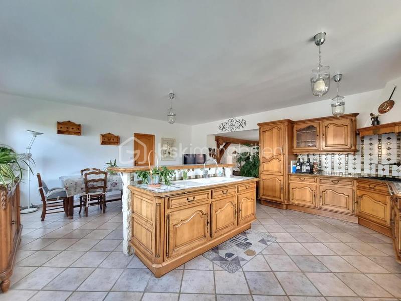 Maison - 160 m² - 7 pièces