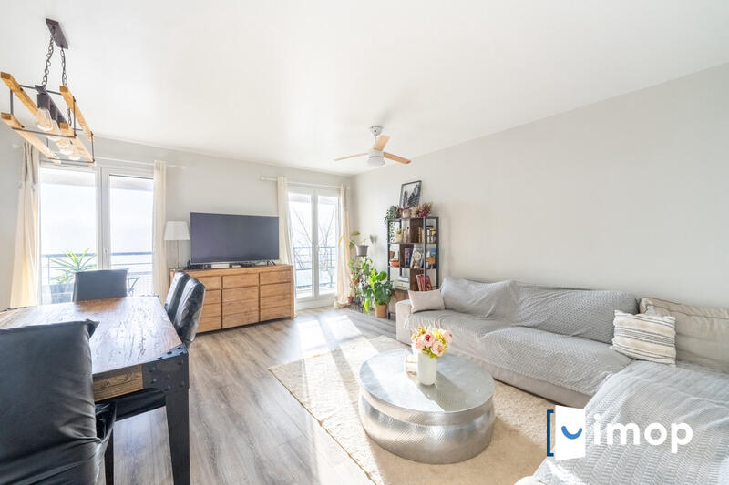 Appartement - 85 m² - 4 pièces