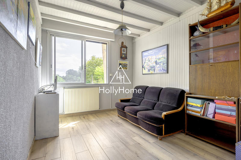 Maison - 170 m² - 8 pièces