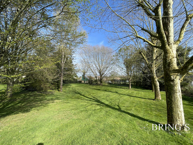 Maison traditionnelle - 151 m² - 5 pièces