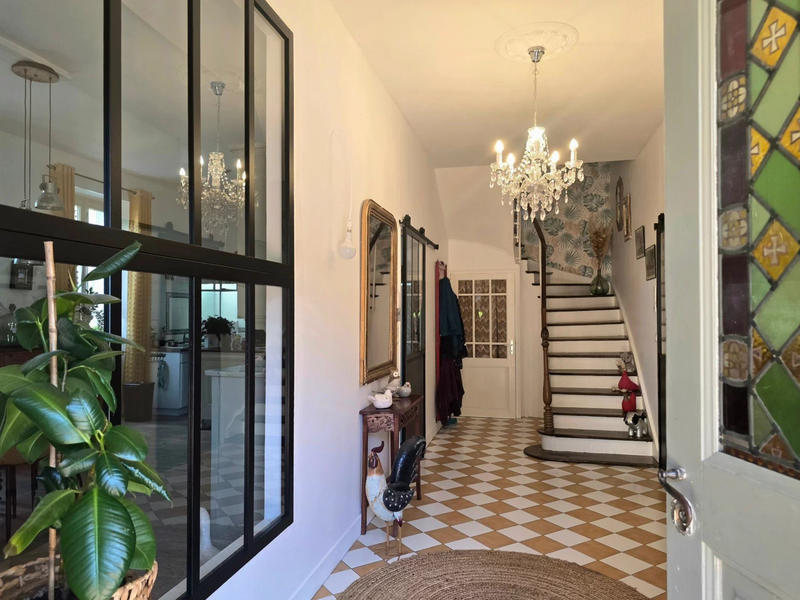 Maison ancienne - 220 m² - 7 pièces