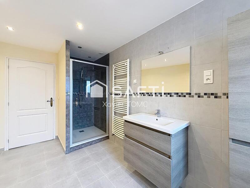 Maison - 92 m² - 4 pièces