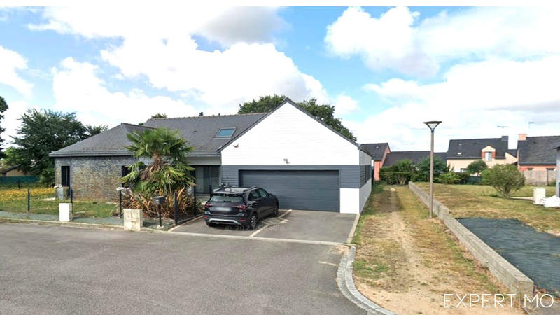 Maison - 186 m² - 8 pièces