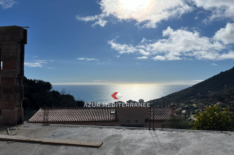 Villa - 185 m² - 6 pièces