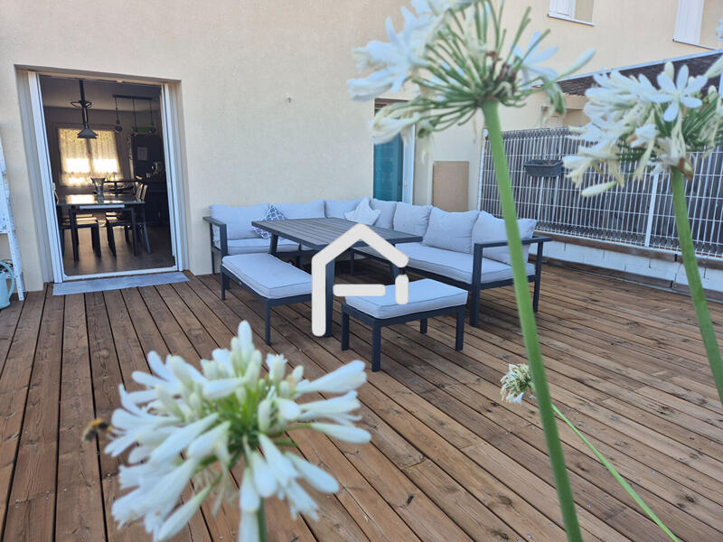 Maison - 94 m² - 4 pièces