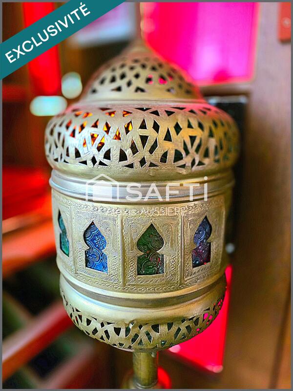 Local commercial - 382 m² - 16 pièces