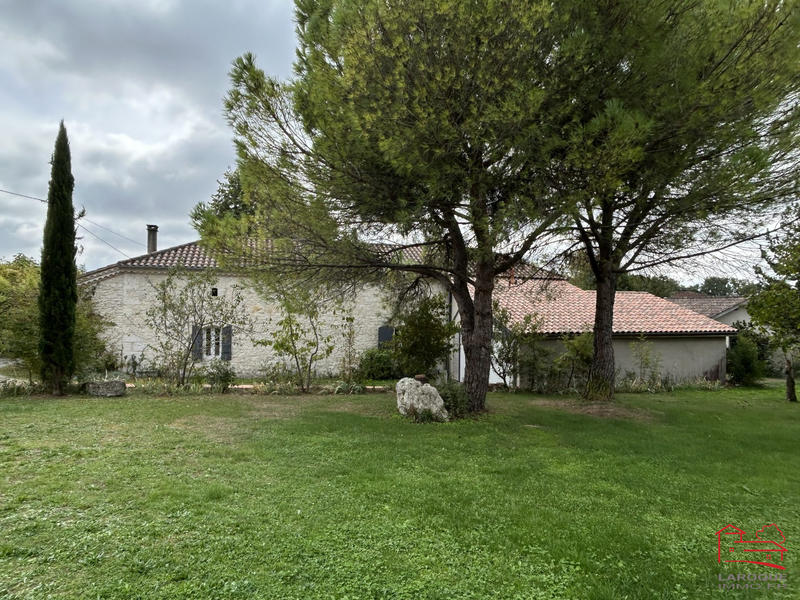 Maison - 191 m² - 7 pièces