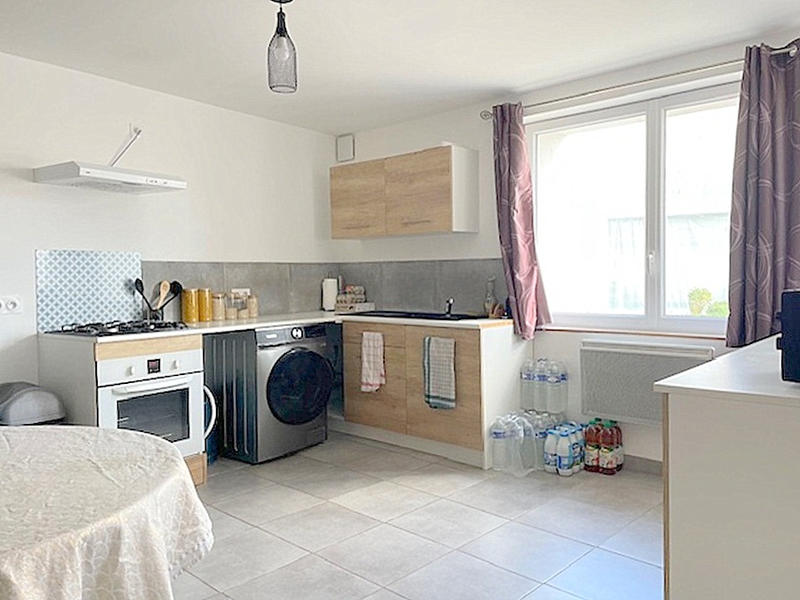 Maison - 220 m² - 10 pièces