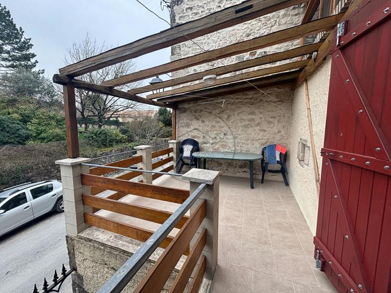 Maison de village - 84 m² - 4 pièces