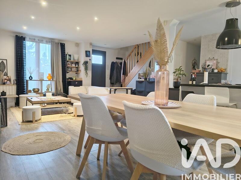 Maison - 125 m² - 5 pièces