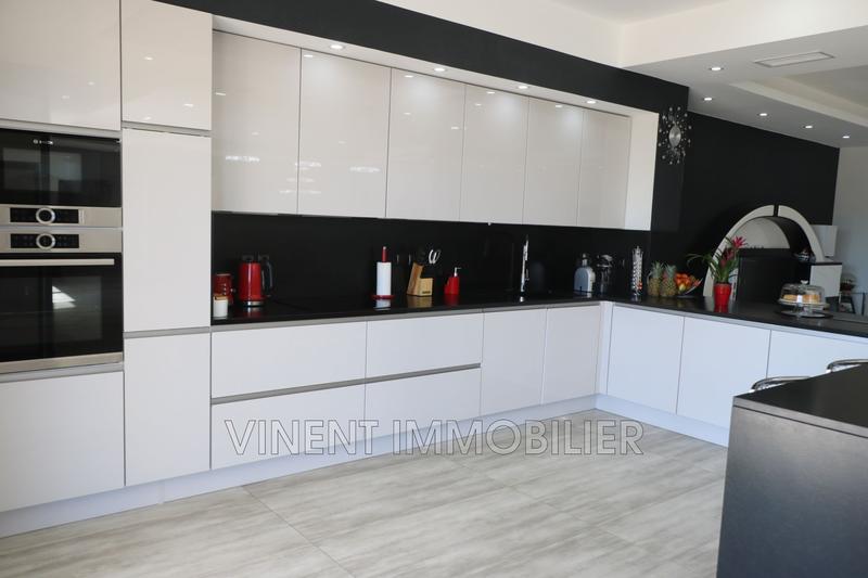 Bastide - 330 m² - 7 pièces