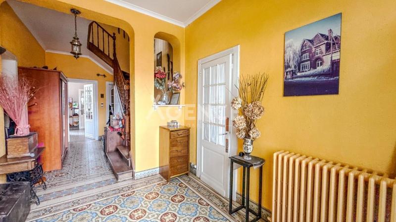 Maison de maîtres - 277 m² - 8 pièces