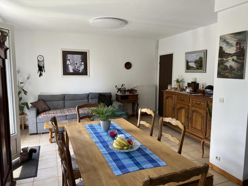 Maison - 95 m² - 4 pièces