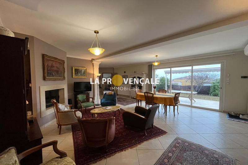 Maison - 152 m² - 6 pièces