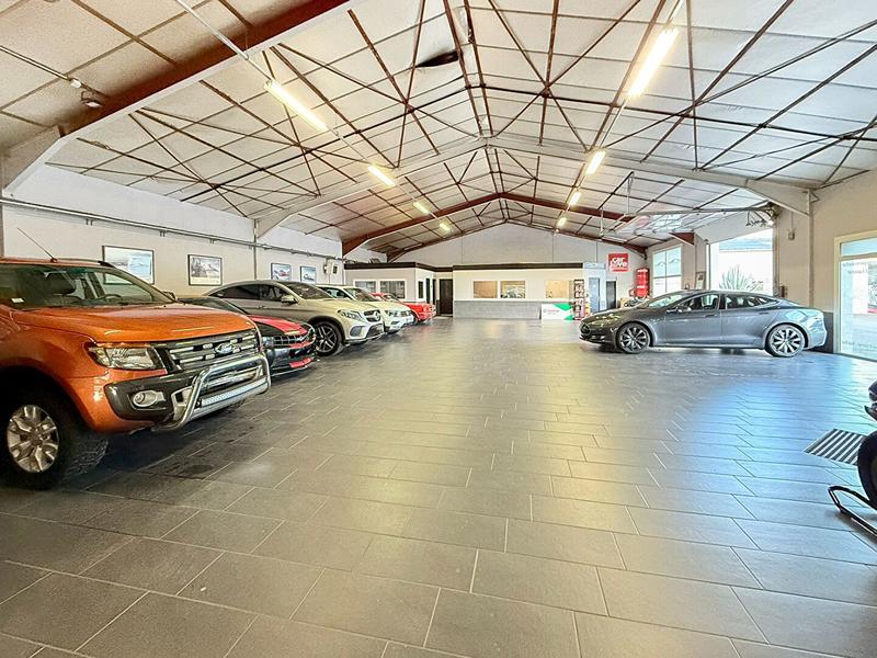 Immeuble - 1 400 m²