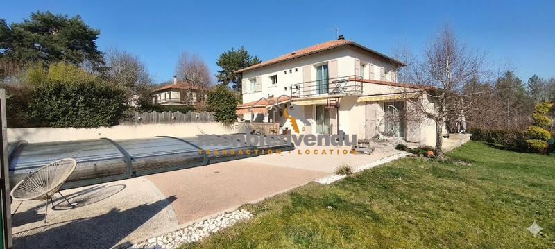 Maison traditionnelle - 133 m² - 6 pièces