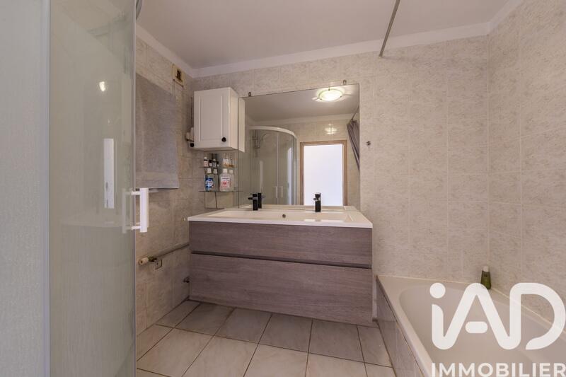 Appartement - 84 m² - 4 pièces