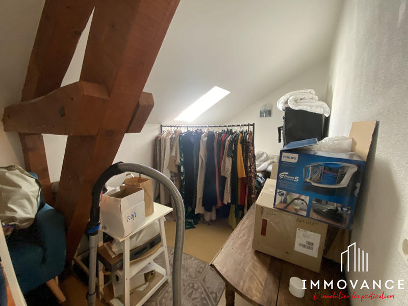 Maison - 211 m² - 11 pièces