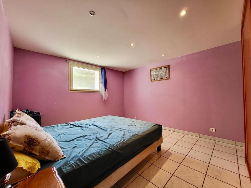 Maison - 272 m² - 11 pièces