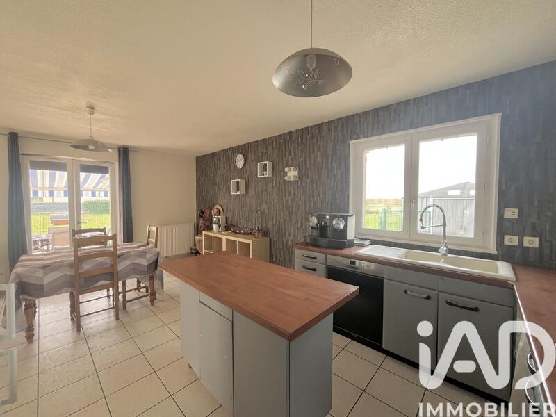 Maison - 105 m² - 6 pièces