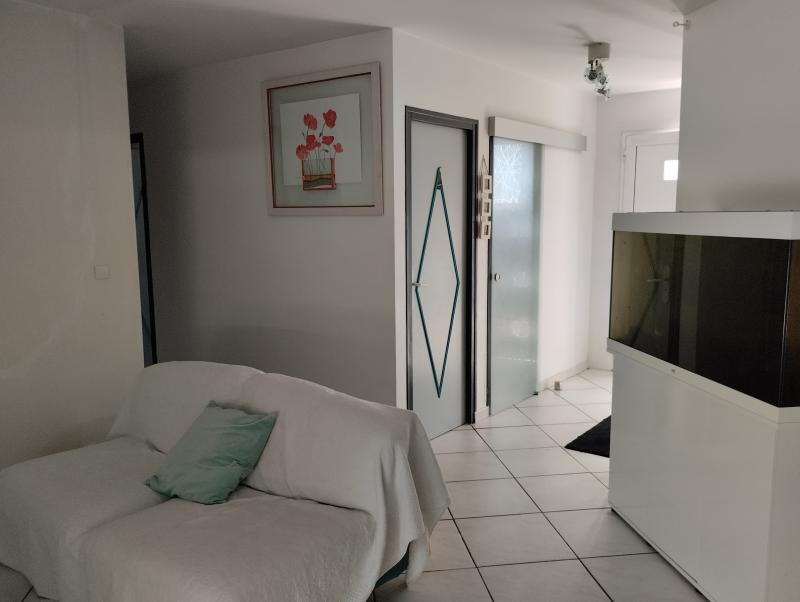 Chambre - 140 m² - 1 pièce