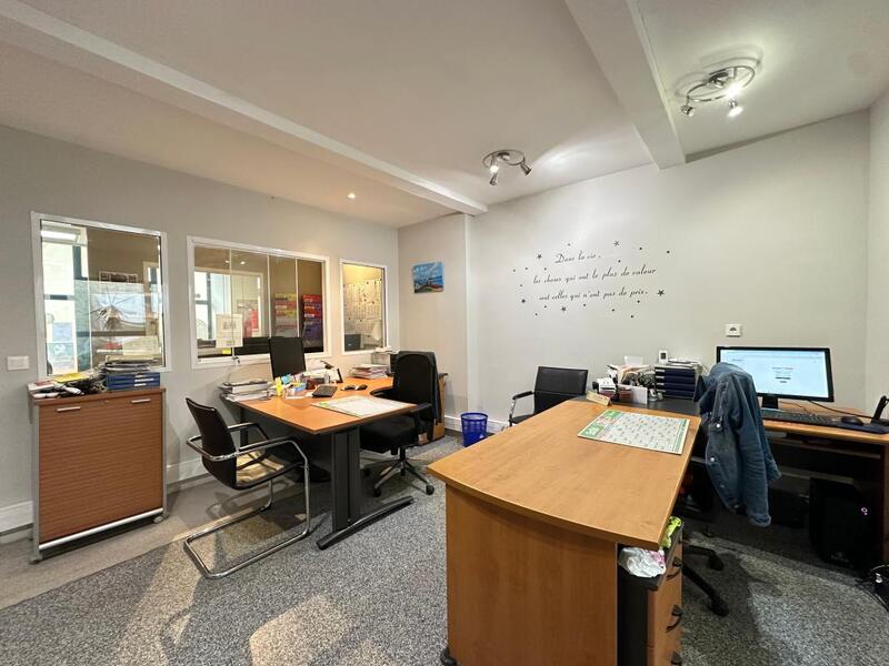 Maison - 155 m² - 2 pièces