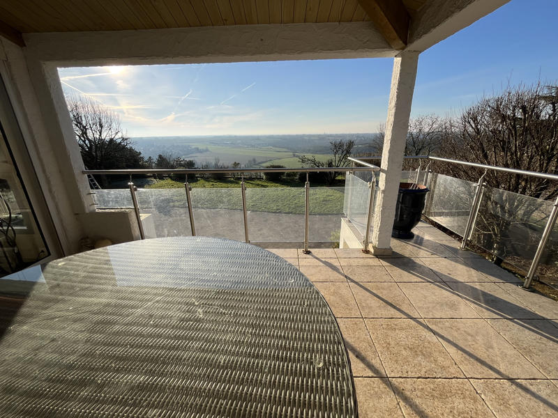 Maison - 190 m² - 7 pièces