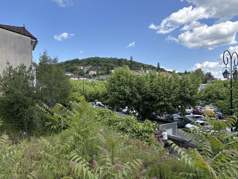 Terrain constructible - 1 958 m²