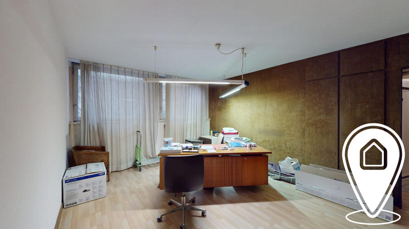 Maison - 346 m² - 11 pièces