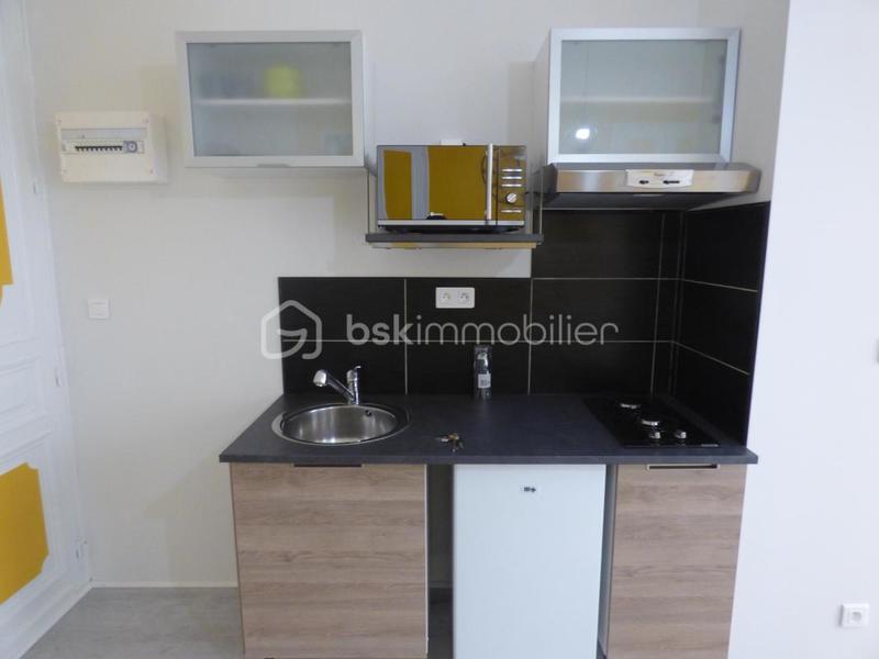 Studio - 25 m² - 1 pièce