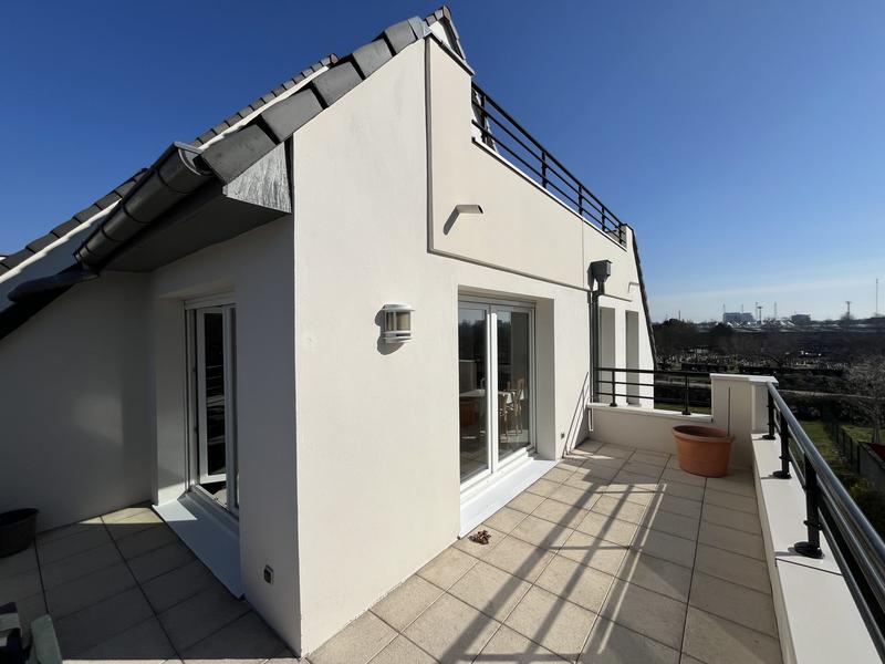 Appartement - 96 m² - 4 pièces